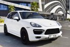 blanc Porsche Cayenne GTS 2015 for rent in Dubaï 1